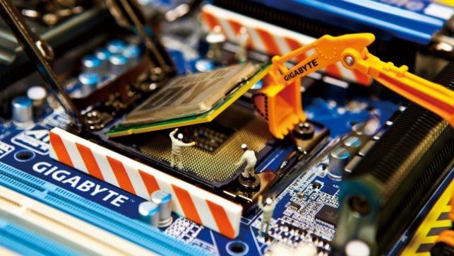 как узнать материнскую плату на компьютере windows 7