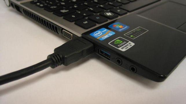 как подключить ноутбук к телевизору через hdmi на windows 7